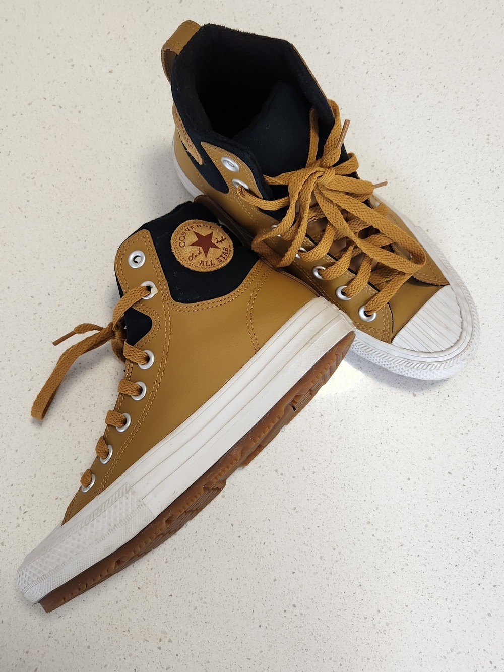 CONVERSE Chuck Taylor All Star Leather High Tops – Tan/Wheat & Black – Kids 3.5